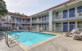 Motel 6-Pinole, Ca
